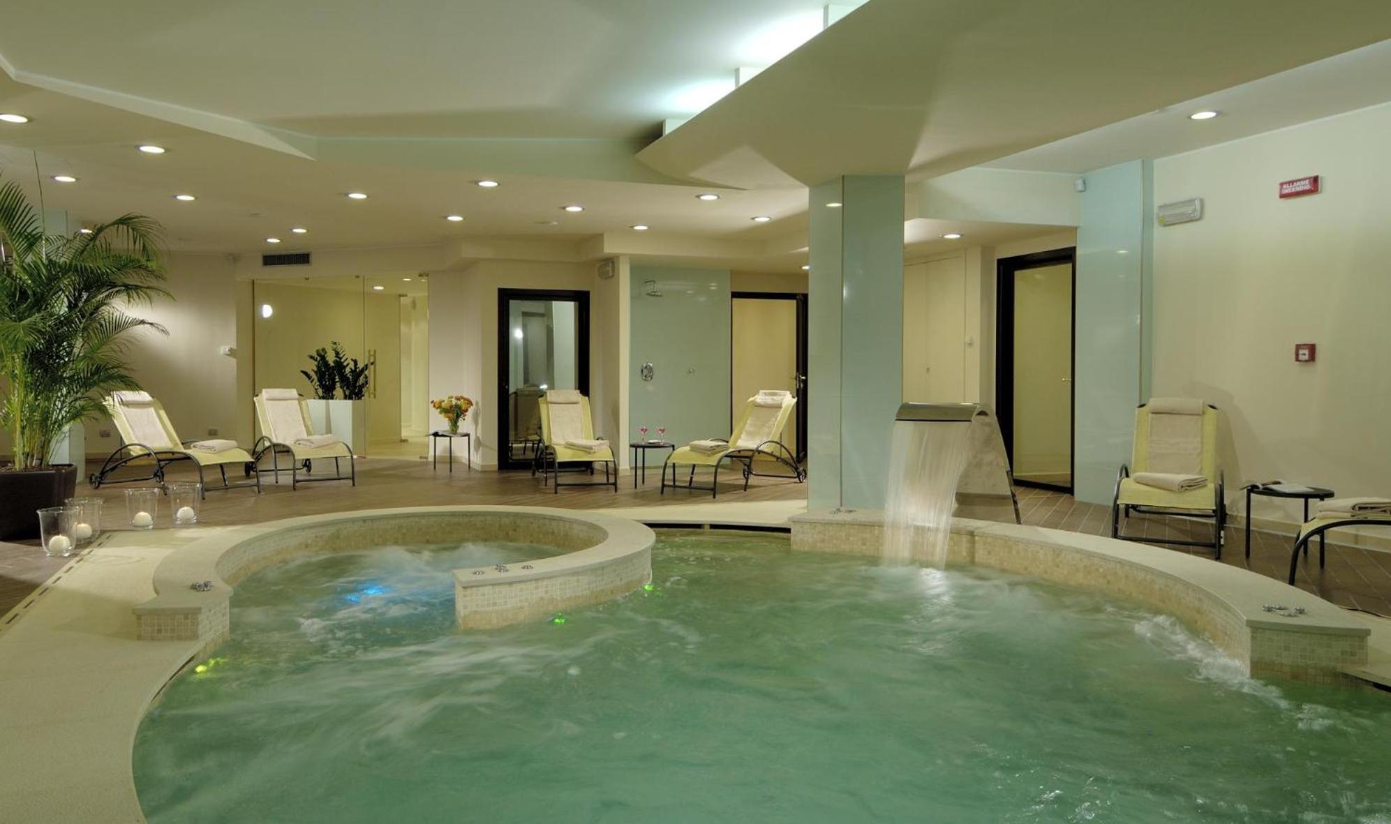 Rizzi Aquacharme Hotel & Spa Boario Terme 시설 사진