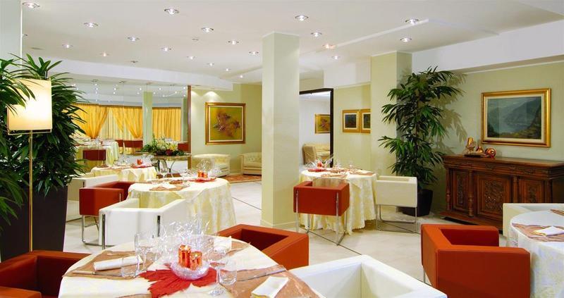 Rizzi Aquacharme Hotel & Spa Boario Terme 외부 사진